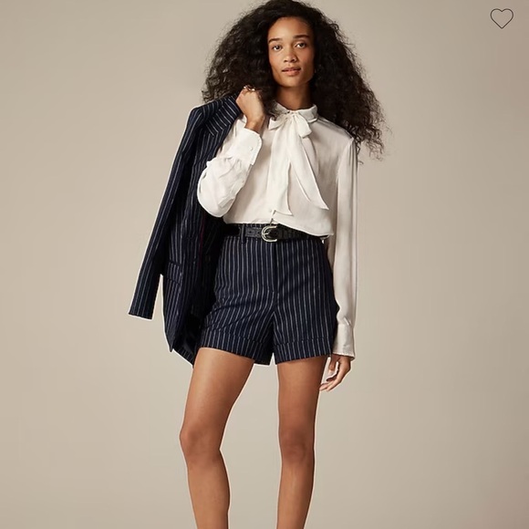 NEW Crepe de chine tie shirt with pleated collar long sleeve in cream Size Small - Picture 5 of 15